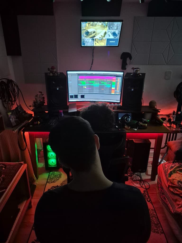 Imersão em produção musical e mixagem no estúdio - The Broove